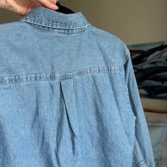 VINTAGE Coal Harbour lightweight denim button-down longsleeve - Picture 7 of 10